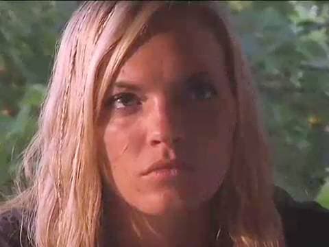 S01E02